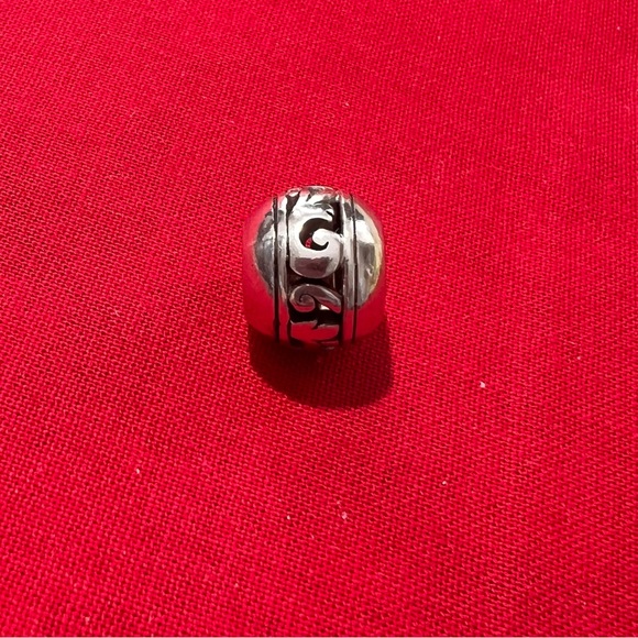 Brighton Charm - Picture 3 of 4